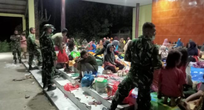 
 Kondisi pengungsian bagi warga terdampak gempabumi magnitudo 7.4 di Flores Timur.  Foto : Istimewa  