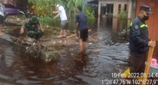 
 Hujan lebat mengguyur wilayah Kabupaten Bengkalis, Provinsi Riau, sejak dua hari terakhir ini. Foto : BPBD Kabupaten Bengkalis